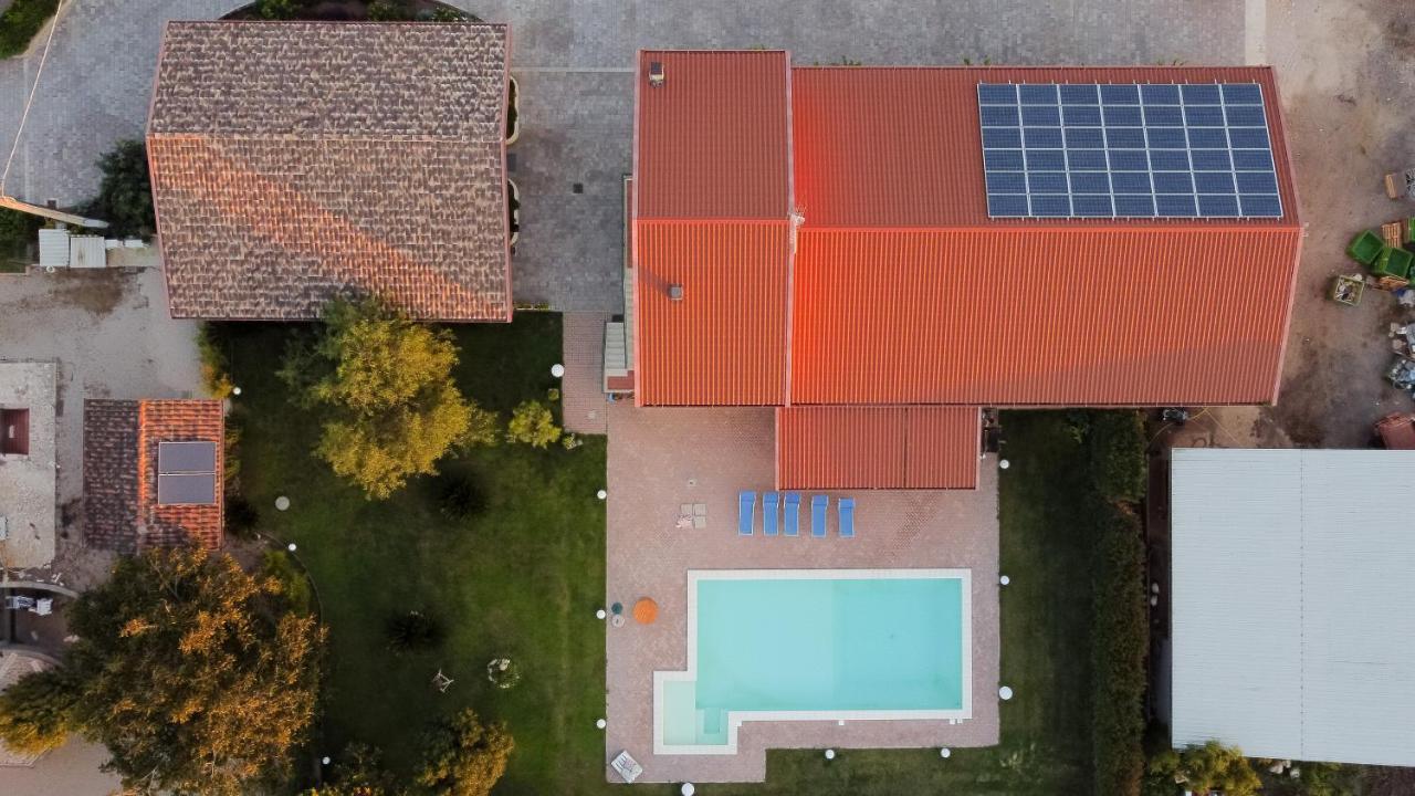 Agriturismo Casa Chiara لاتينا المظهر الخارجي الصورة