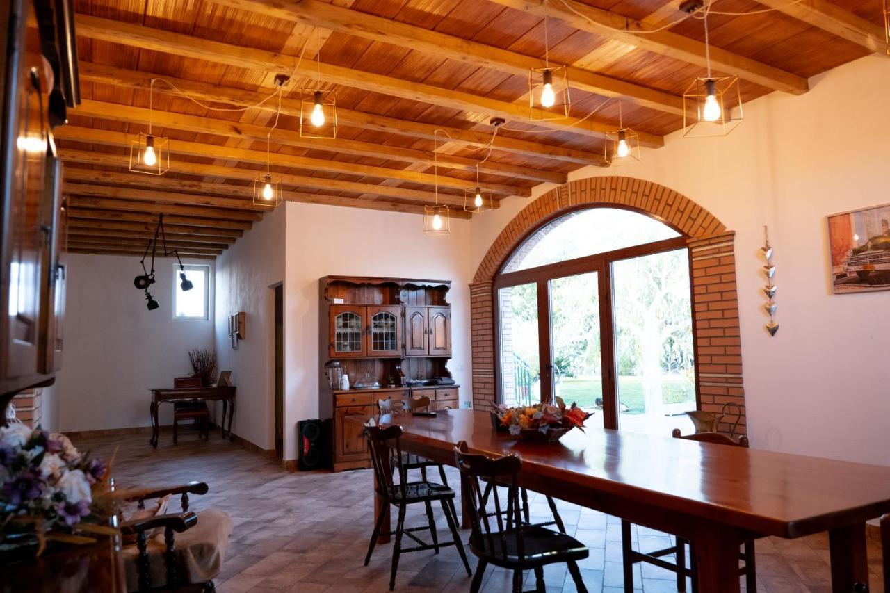 Agriturismo Casa Chiara لاتينا المظهر الخارجي الصورة