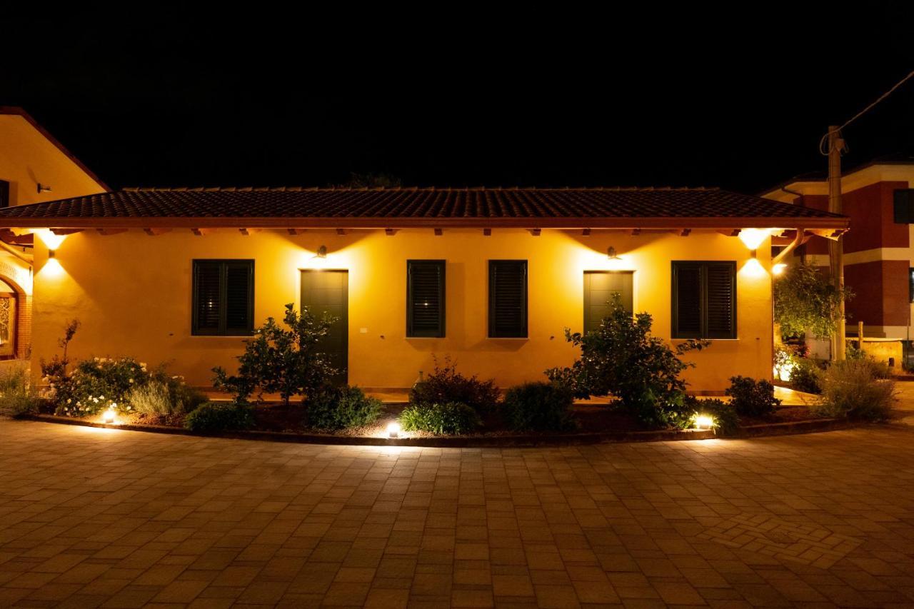 Agriturismo Casa Chiara لاتينا المظهر الخارجي الصورة