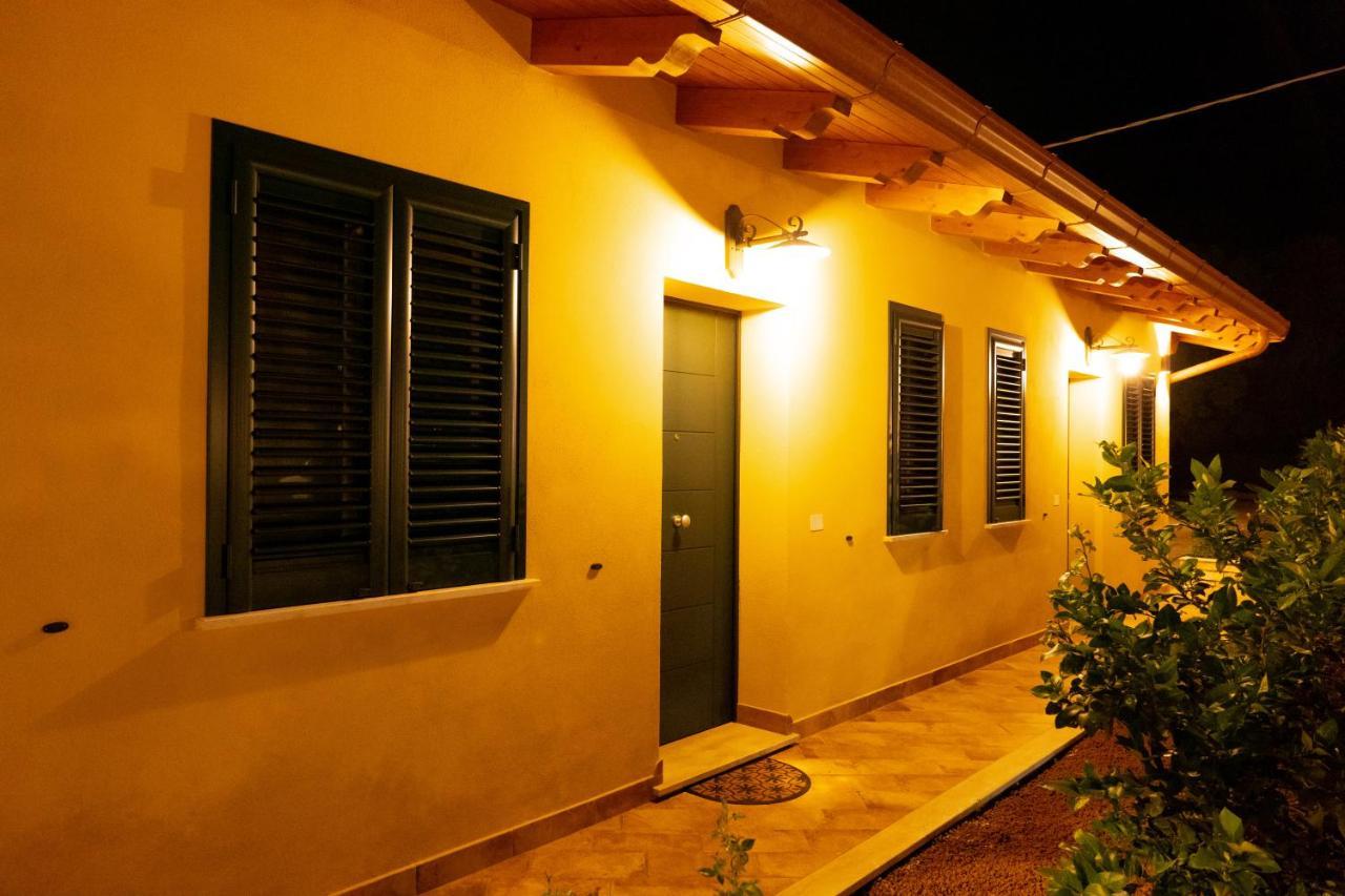 Agriturismo Casa Chiara لاتينا المظهر الخارجي الصورة